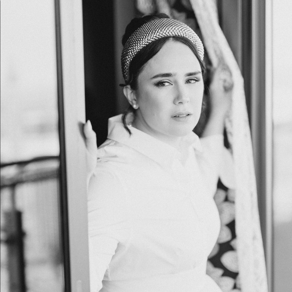 Meet your Posher, Andrea - Picture 1 of 4